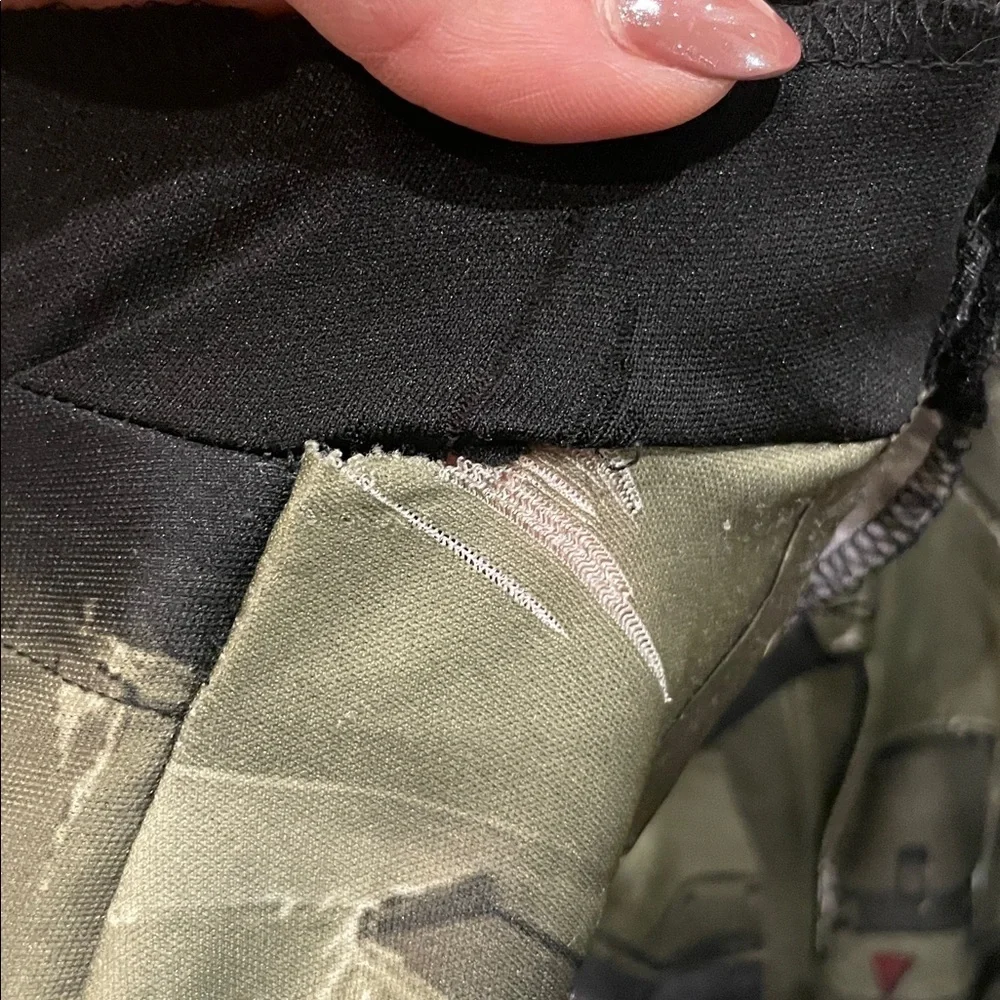 HALO Green and Black Sci-Fi Costume Suit
